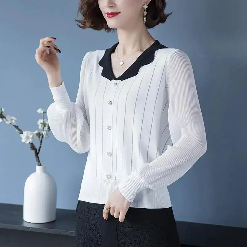 Women's Trendy Temperament Top with Fashionable Splice Buttons V-neck Long Sleeves Oversize Commuting Versatile Casual Shirt canyon wired optical mouse with 3 buttons dpi 1000 with 1 5m usb cable dark grey 65 115 40mm 0 1kg