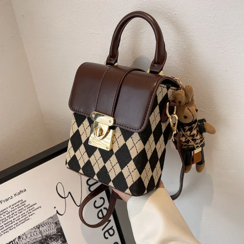 French Style Special-Interest Design 2024 Spring New Women's Popular Messenger Portable Small Square Bag