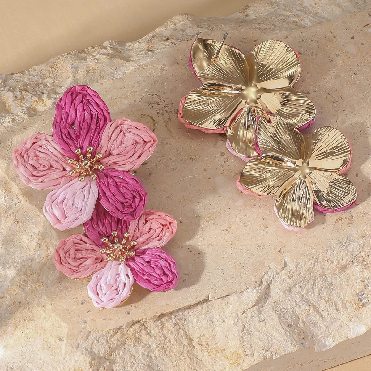 Bohemia Elegant Raffia Flower Drop Earrings for Women Girls Stylish Handmade Colorful Rattan Knit Earrings Summer Beach Jewelry