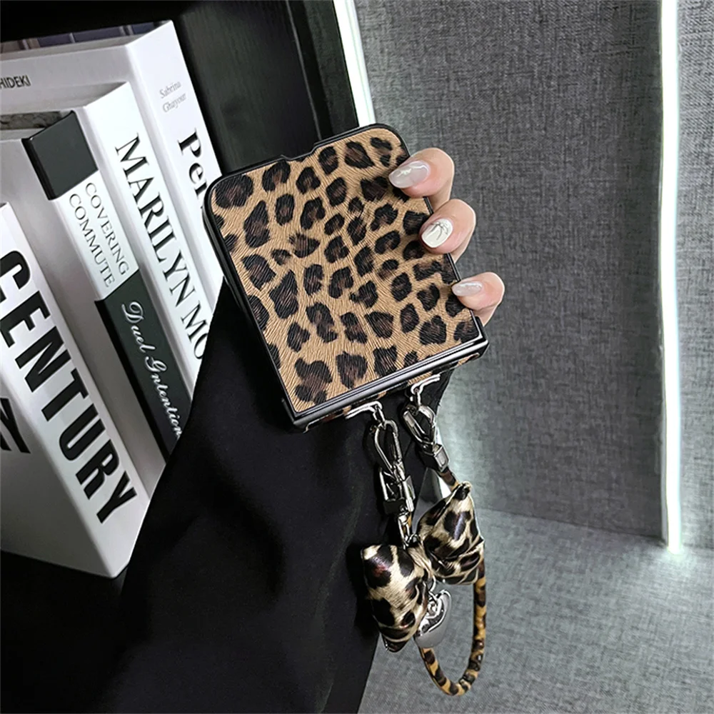 Luxury Classic Leopard Print Phone Case with Bow and Anti-Loss Portable Strap