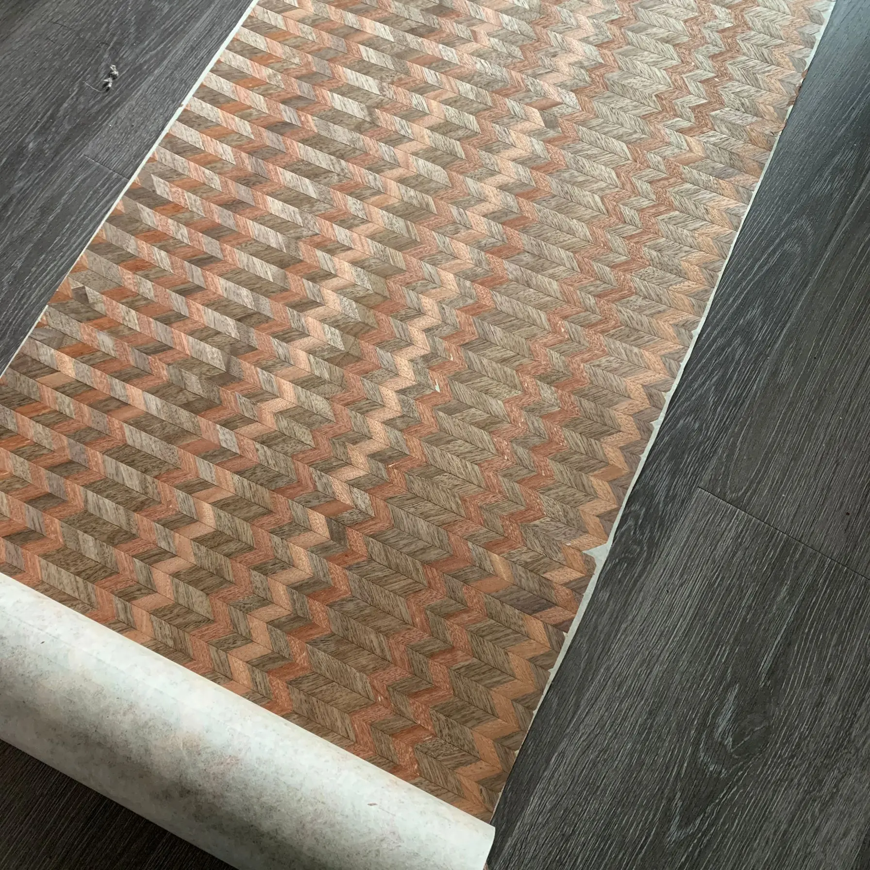 Natural Wood Braided Veneer Marquetry Parquet Tiger Veneer Wave for Furniture Home Decor Stereo Backing Fleece 40x250cm 0.2mm