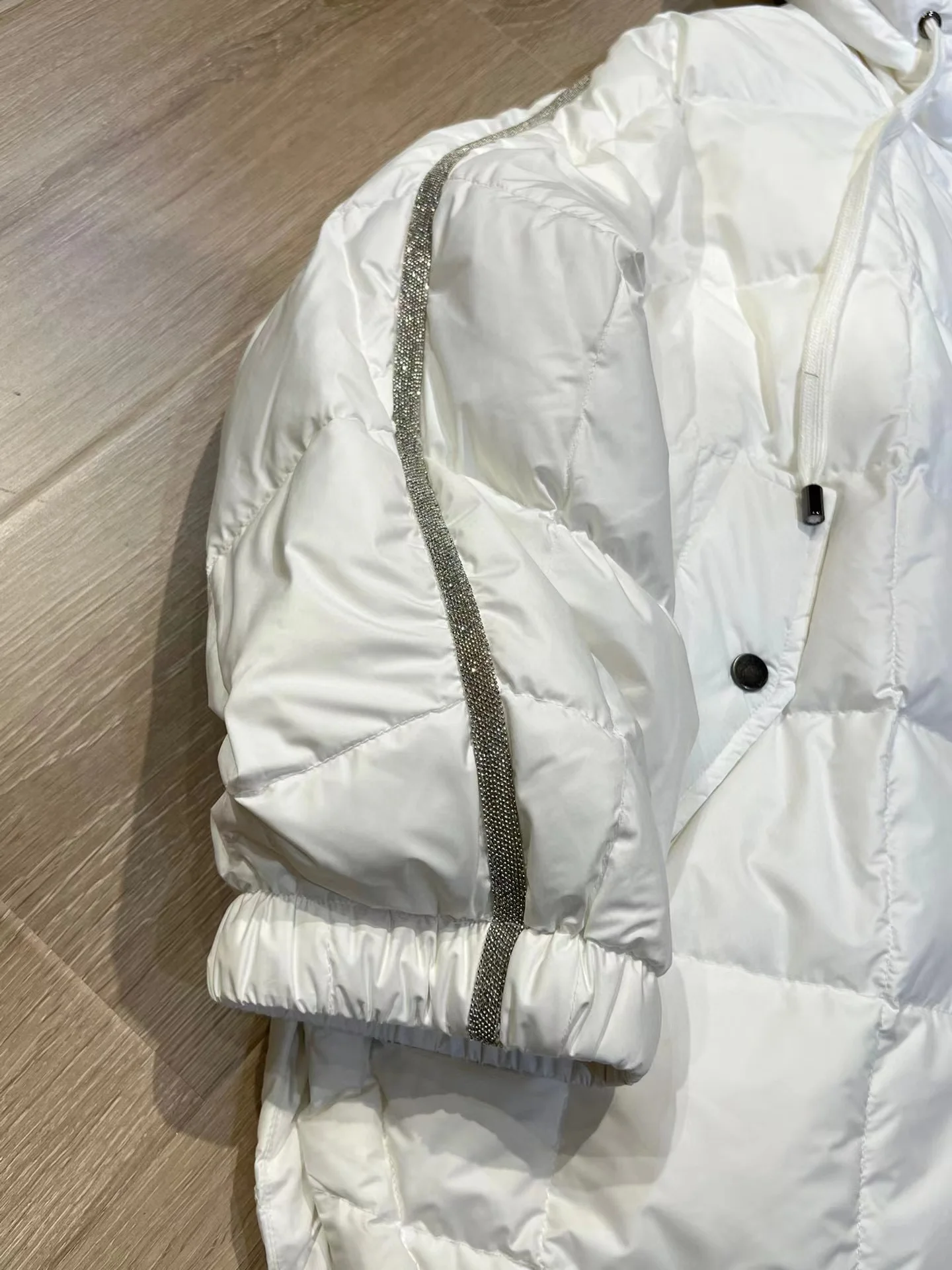 2022 Autumn Spring Luxury Casual Style Lightweight Wide Loose Down Coat