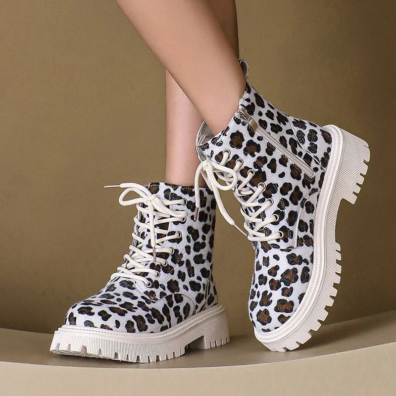 

Flats Platform Women Leopard Chelsea Boots Ankle Winter Motorcycle Shoes 2024 New Trend Fashion Female Designer Botas Pu Leather