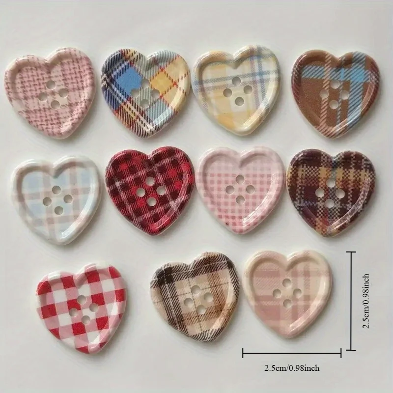 10/20/30pcs 귀여운 격자 무늬 하트 모양의 단추 코트 카디건 DIY 바느질 장식 여성 의류 바느질 액세서리