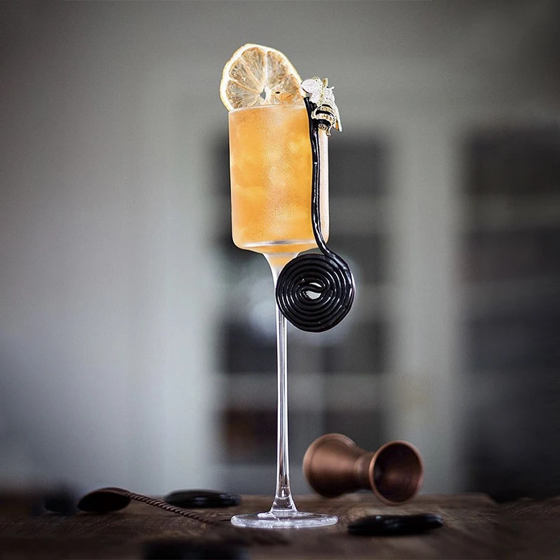 Description Picture 6 of item1/2/4 Pcs Cocktail Glass Series Goblet Straight Martini Glass, Personality Champagne Wine Juice Dessert Glasses