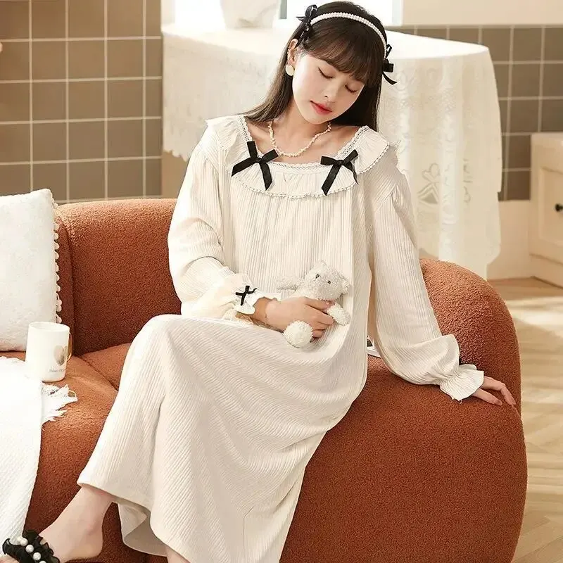 Long Sleeve Cotton Sleepwear Women Mid-length Pure Color Sweet Style Can Be Worn Outside Home Hotel Bathroom Wedding Studio