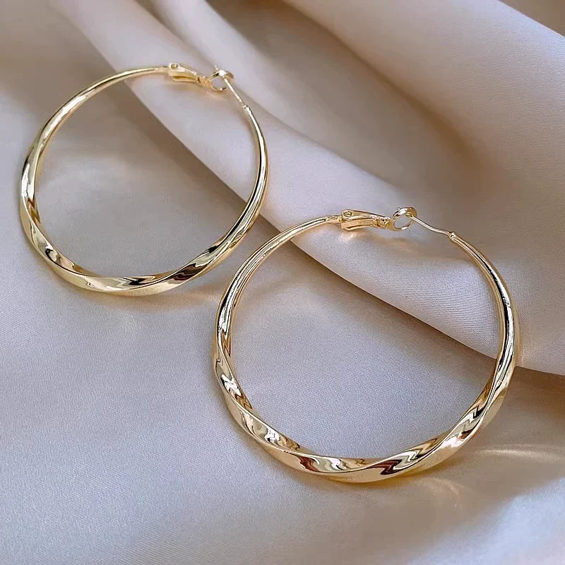 Pendientes de Aro Torcido, Aretes Geométricos de 5cm