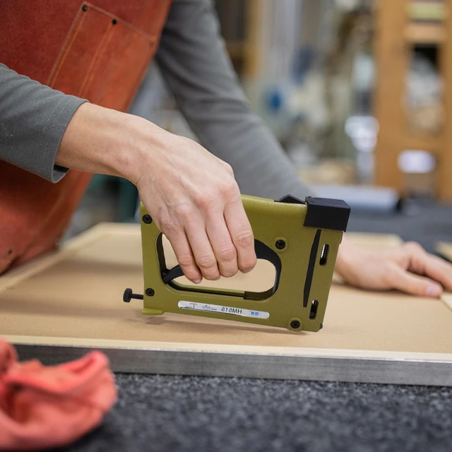 Point Driver Flexible Point Gun Tacker Picture Frame Stapler for Picture Framing for Artist Framing Paintings and Pictures 3