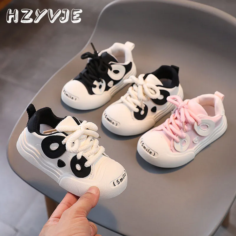 2023 Autumn New Children's Fashion Cute Board Shoes Kids Casual Sports Shoes Girls' Cartoon Little White Shoes Boys' Board Shoes