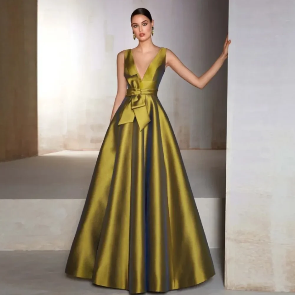 

New Satin Sleeveless Party Prom Gowns Simple V-Neck 2024 Big Bow Front A-Line Evening Dress Custom Made Pleated Vestido De Noche