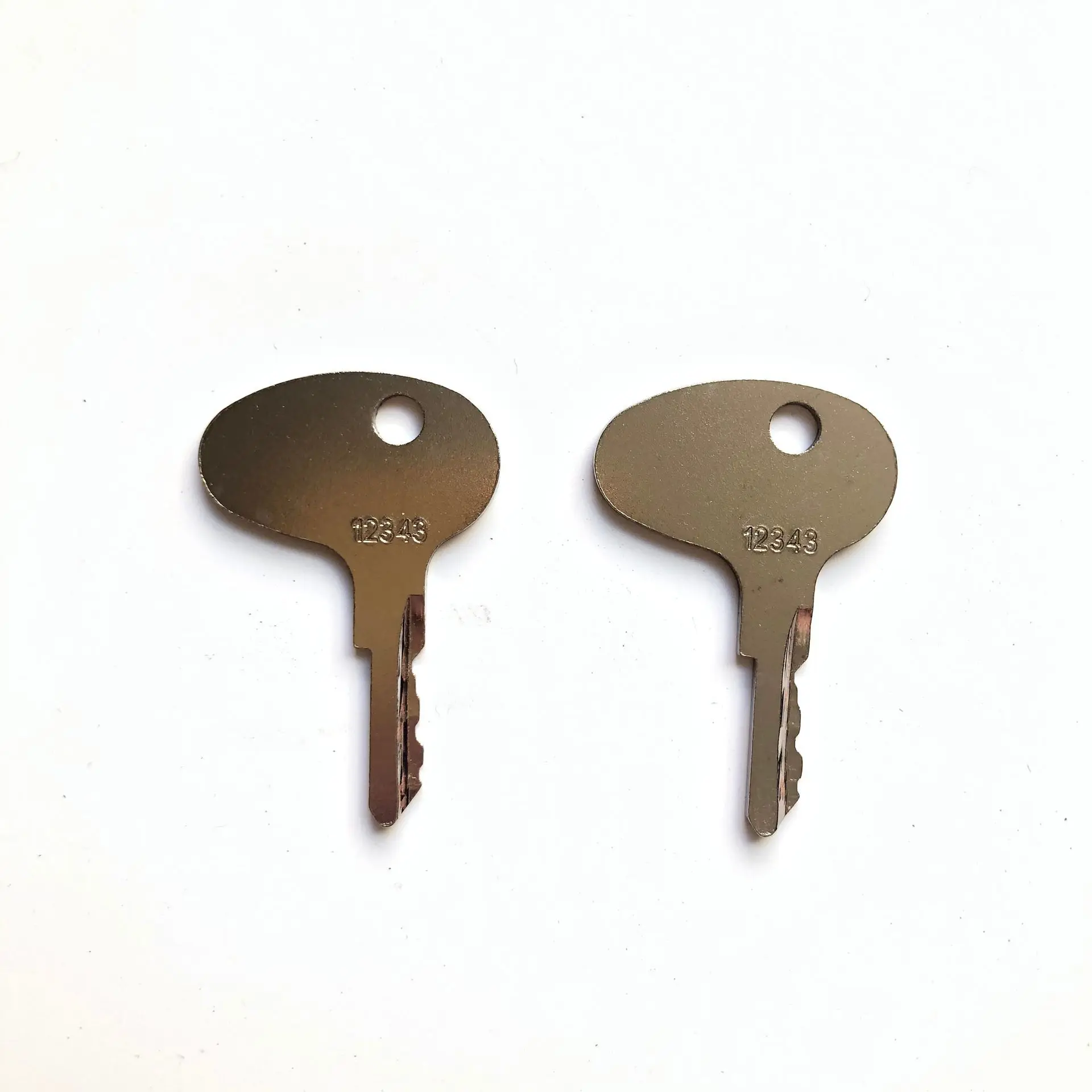 2 Pezzi Chiavi Di Accensione 123243 12343 912-0514920 Per Mitsubishi Serie Bd2 Trattori Kubota Carrelli Elevatori Cat Kumiai