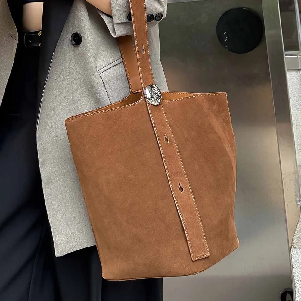 

MS Soft Leather Woman Bags Luxury Suede Leather Bag Large Bucket Bag Autumn New Cowhide Shoulder Handbag Causal Tote Brown 2023