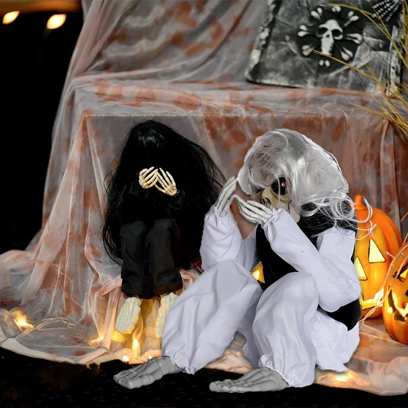 Halloween Crying Ghost Vinyl Doll Electric Interactive Toy Decoration with Sound Glowing Eyes for Haunted House Theme Party Decor Prop