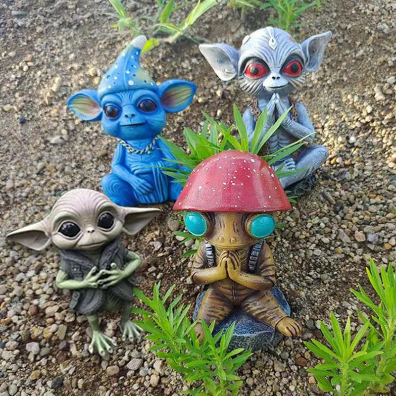 

Garden Yard Alien Figurine Resin Fantasy Crafts Halloween Decoration Aliens Statue Model Doll Elf Ornaments Children Gifts
