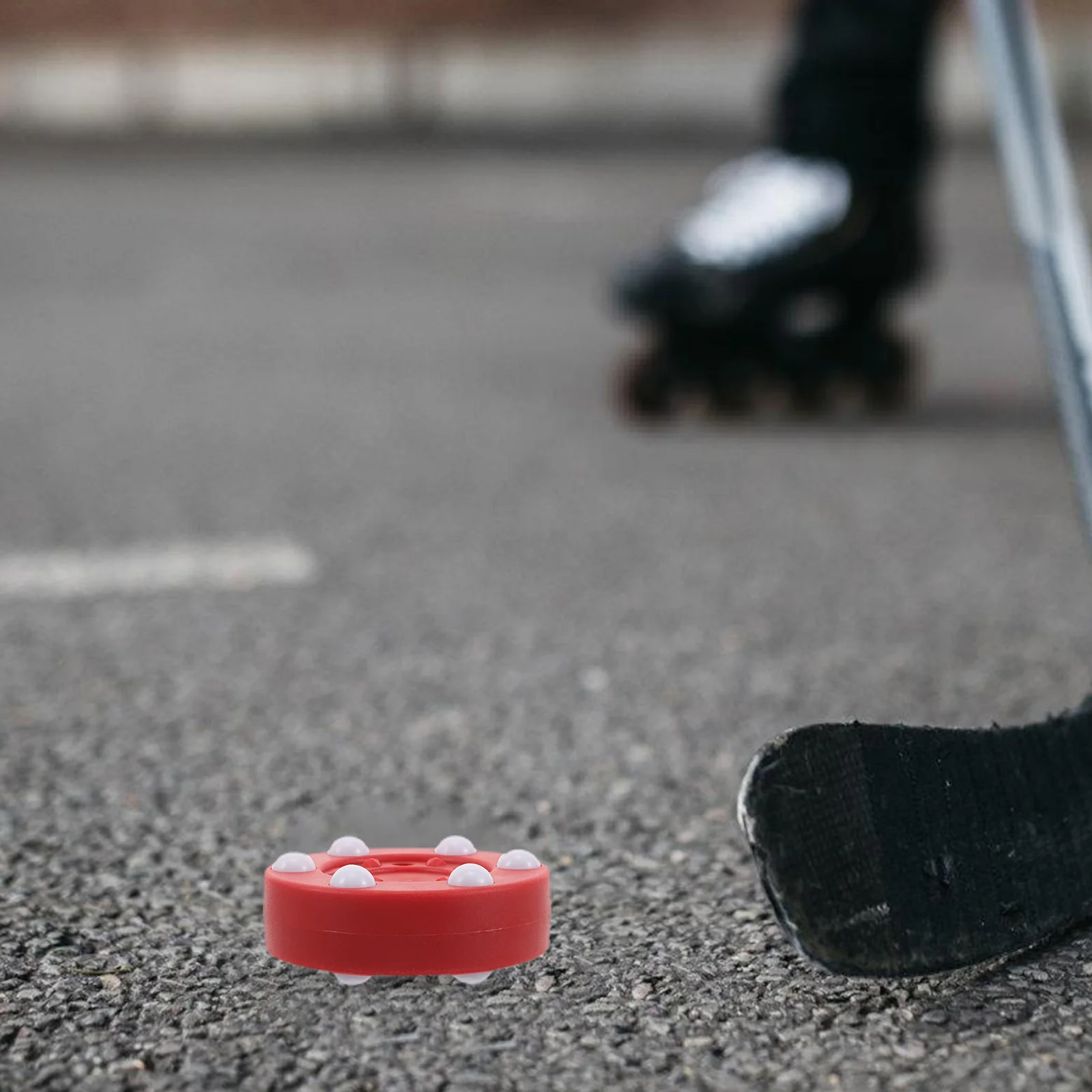 Roller Hockey Puck For Professional And Amateur Players Plastic Round Puck For Street And Field Hockey Training Reliable