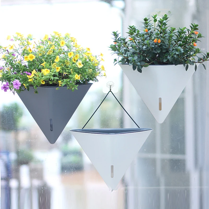 Triangular Wall Mounted Flower Pots Self Watering Hanging Basin Plants Lazy Flowerpot Office Home Garden Accessories flower pot hydroponic flower pot plant pot