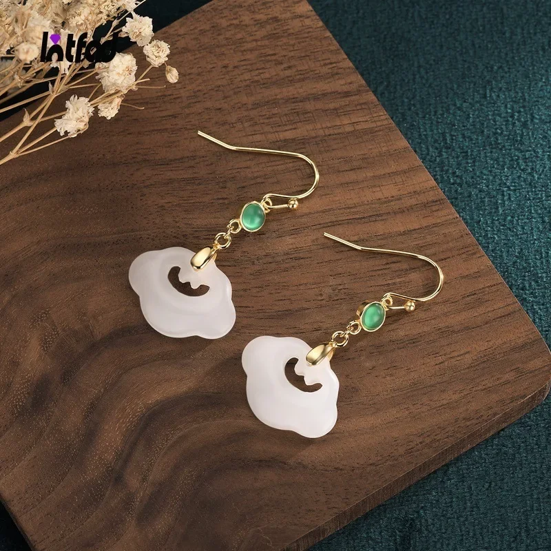 

Luxury Hotan Jade Earrings Cloud Shaped Earrings Fashion Exquisite Gifts Drop Earrings for Women New Jewelry