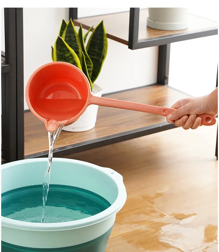 Description Picture 4 of itemLong Handle Kitchen Plastic Water Scoops Anti-drop Durable Large Vegetable Fruit Washing Ladle Baby Bath Shampoo Water Spoons