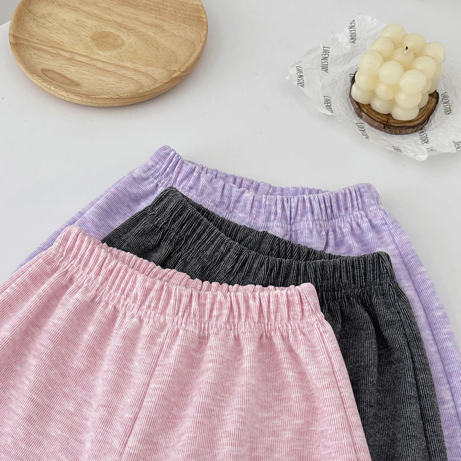 Kinder-Set 2026 Mädchen Frühling und Herbst Koreanische Edition Weiches, klebriges, zweiteiliges Oberteil + Weite Hose Freizeit-Set – Detail 10