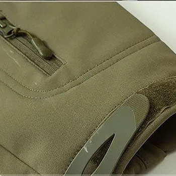 2024 Outdoor Men's Tactical Set Warm Shark Skin Set Mountaineering Suit Gloves Jacket T-shirt Pants Set for Spring Autumn Winter 6