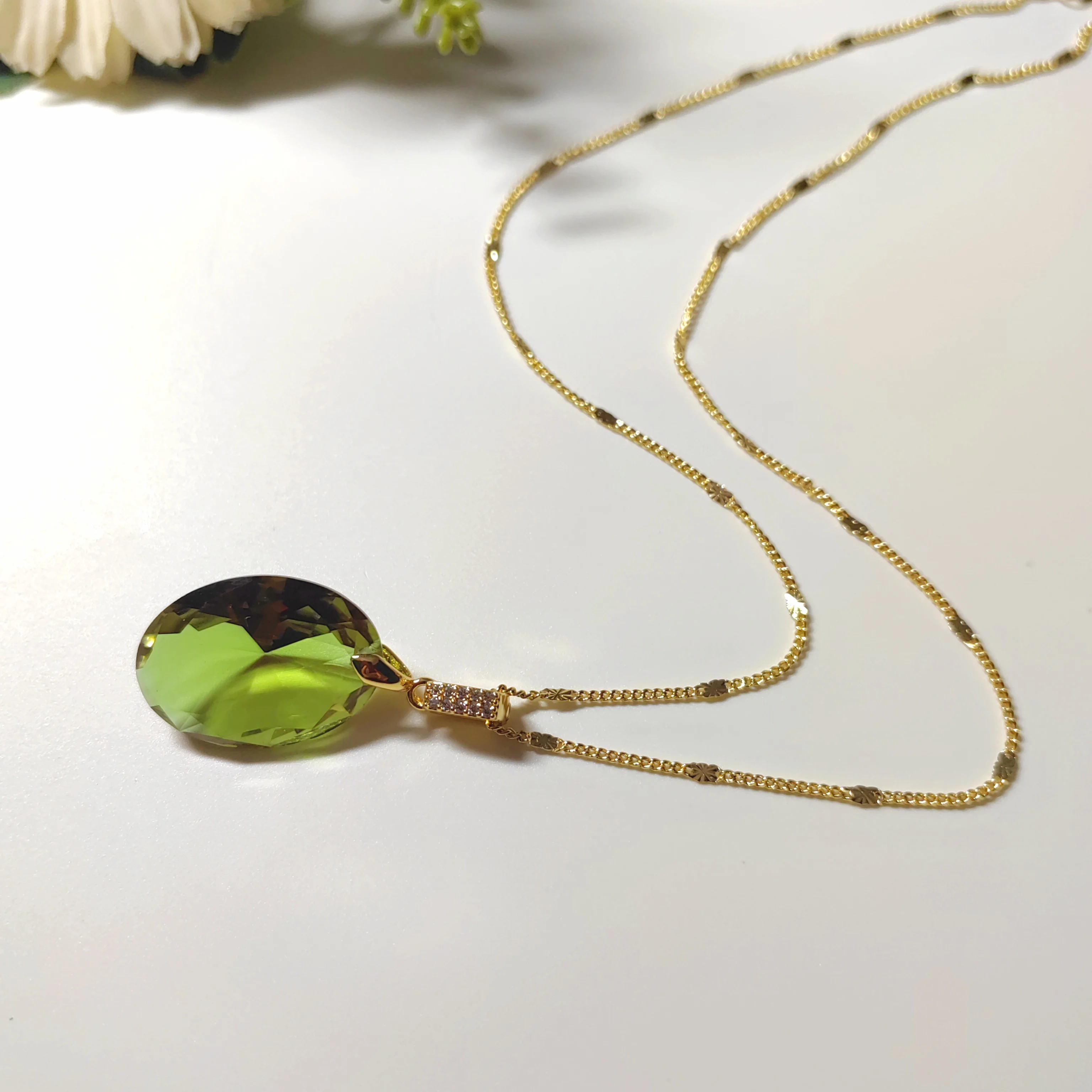 Zultanit Farbwechselnder Anhänger Halskette für Frauen Ovaler & Rechteckiger Edelstein Lichtempfindlicher Statement-Schmuck Geschenk – Detail 8
