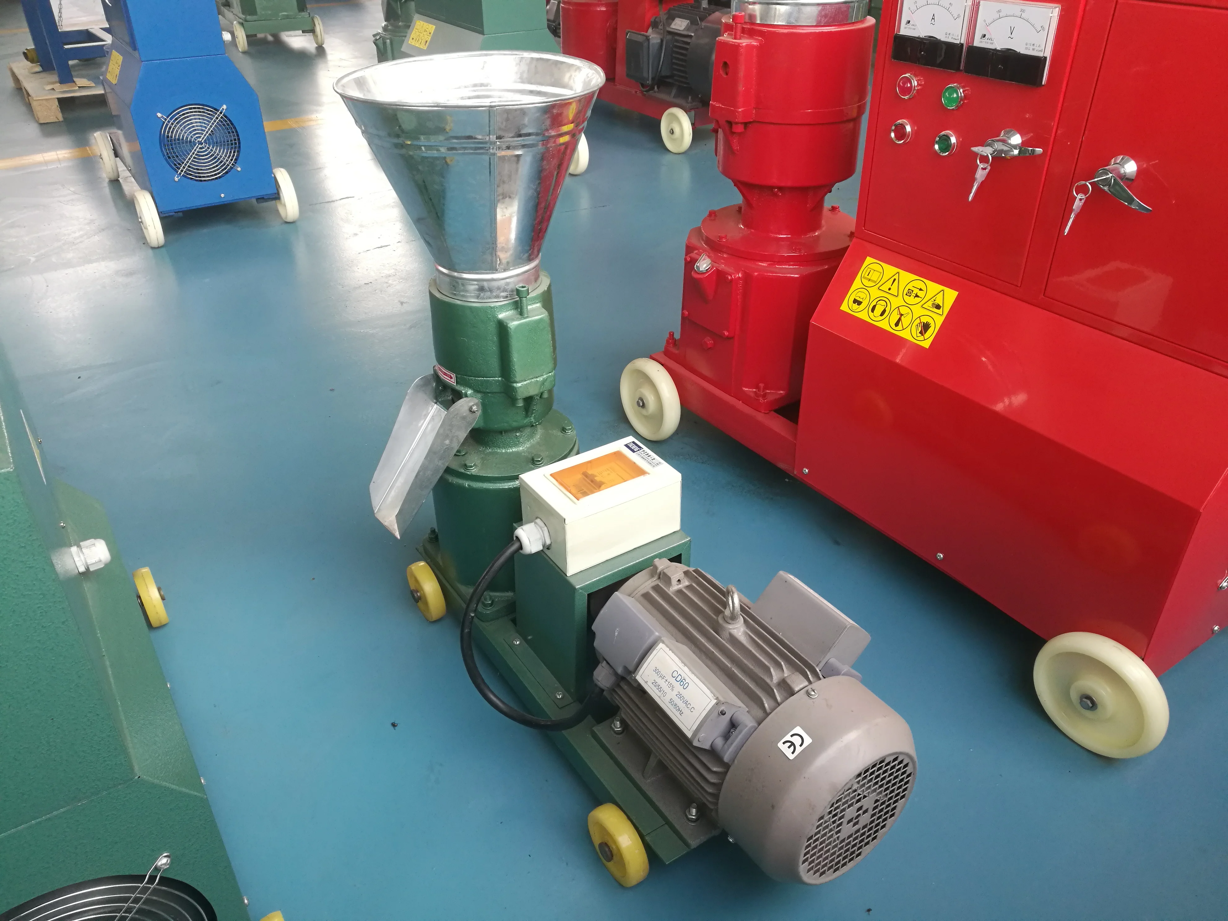 KL120 KL120B 2.2 KW Single Phase Small Biomass Pellet Mill Pellets Making Machine To Door
