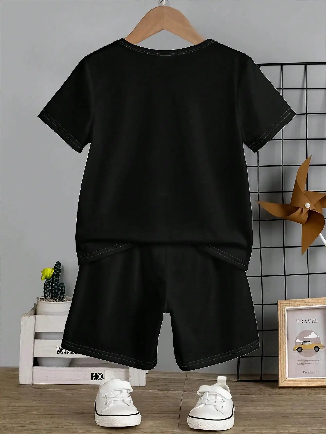 Boys Clothing Set Summer Little Boy Cartoon Print Short-sleeved T-shirt and Shorts