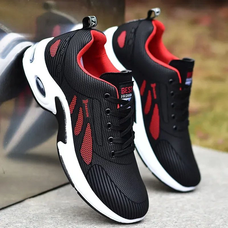 Рисунок 4 - Мужские кроссовки