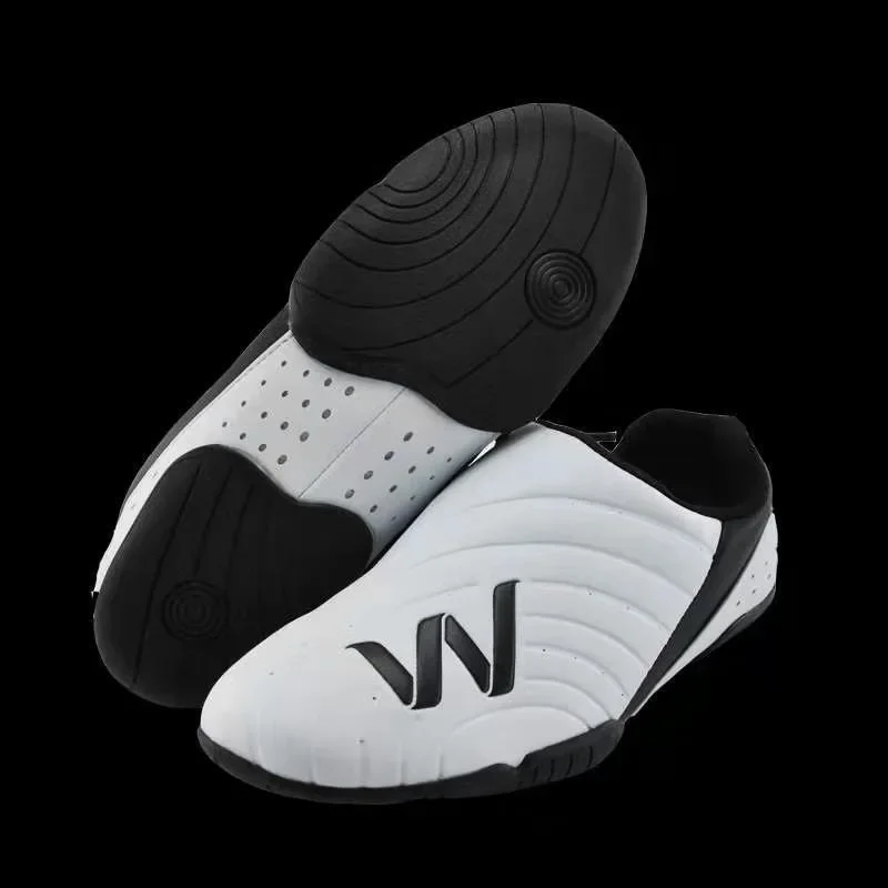 Martial arts shoes for Men Women Soft Bottom Taekwondo Shoes Couples Taichi Karate Shoe kids Kung fu shoes martial arts shoes