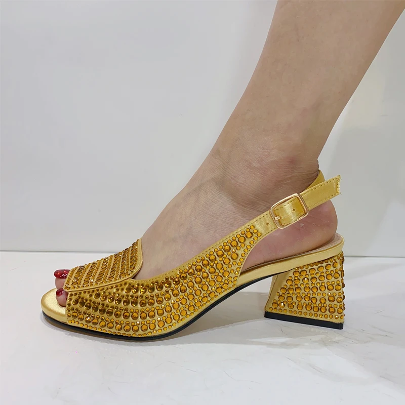 Italian Design Nigerian Narrow Band And Cross-Tied Style Women Shoes in Gold Color for Party for Womens Sandals Women High Heels Women Pumps High Heel Pumps