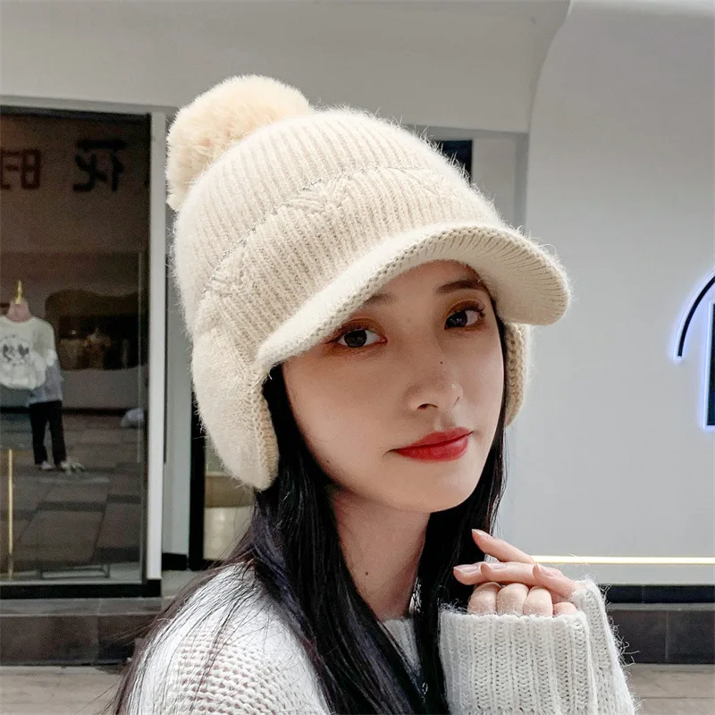 Women's Short Earflap Cap - Cream
