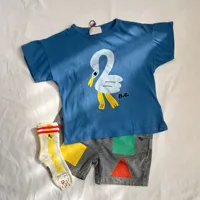 Vêtements pour enfants 2025 : Nouveaux t-shirts coréens en coton à manches courtes pour bébés garçons et filles, motifs de dessins animés, vêtements d'extérieur pour enfants 2
