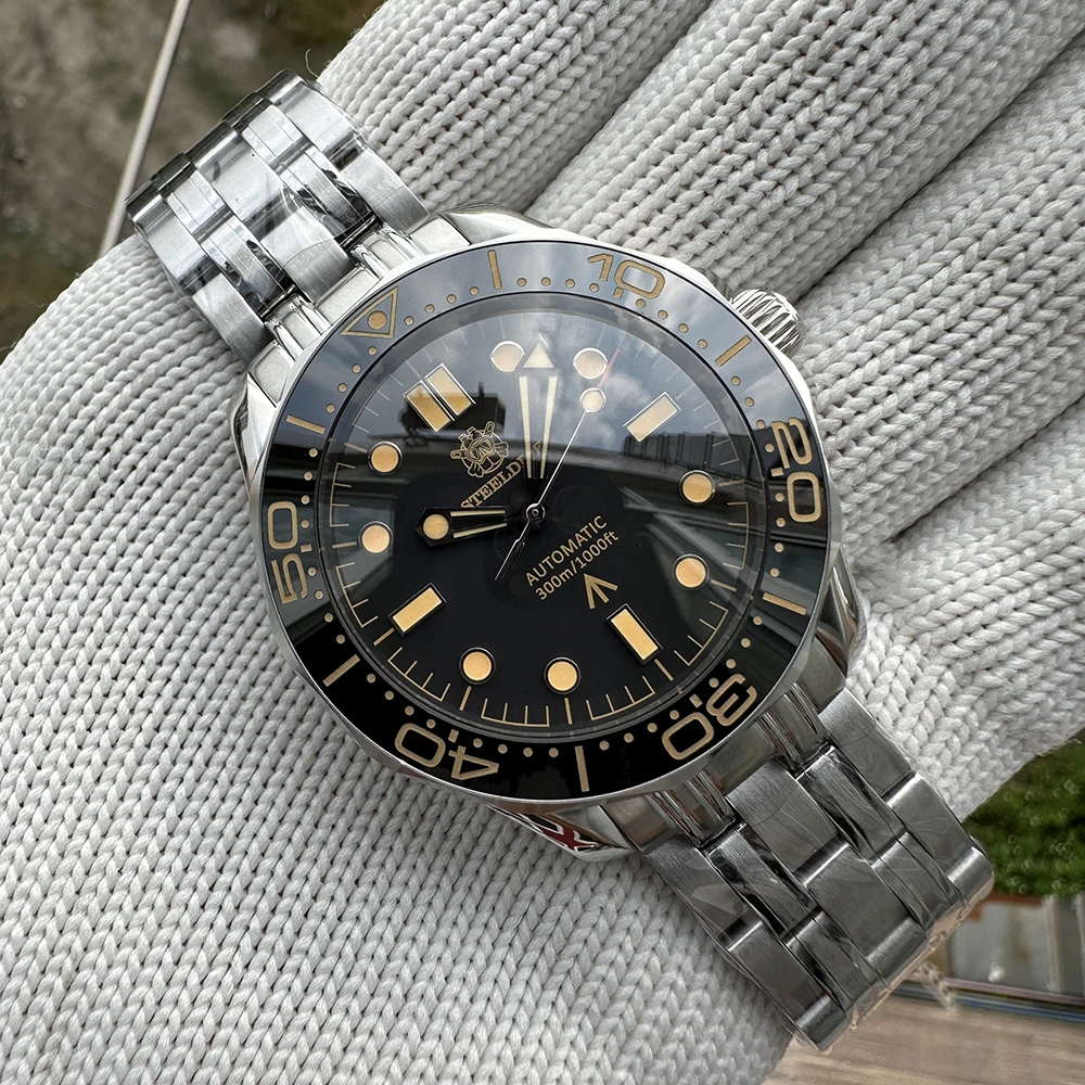 

Мужские часы для дайвинга STEELDIVE 42 мм автоматические механические наручные часы 30ATM Водонепроницаемость C3 светящийся сапфир NH35 Военная Керамическая рамка
