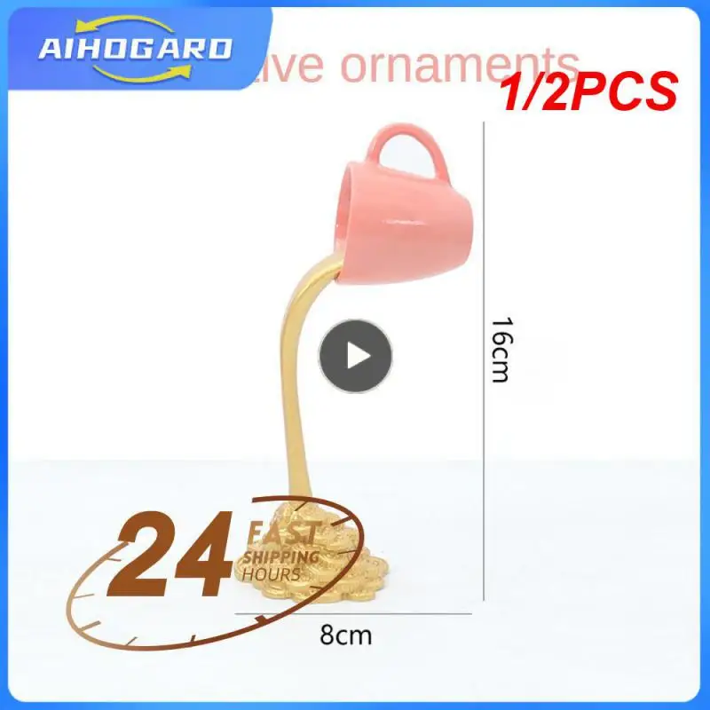 

1/2PCS Kakawaii Banana Duck Statue Room Decor Resin Duck Desk Accessories Kids Funny Gifts Decortive Miniatures Desktop Ornament