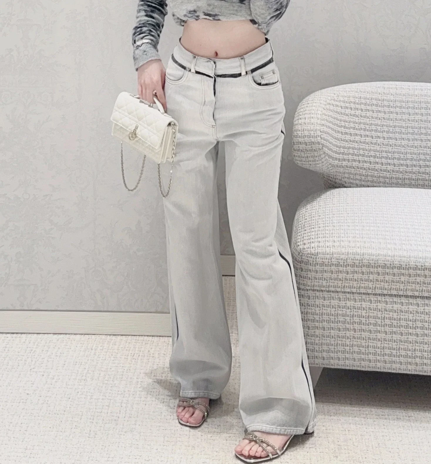 

High-quality contrasting denim wide-leg pants for women casual and fashionable bootcut jeans for lady cotton material trousers