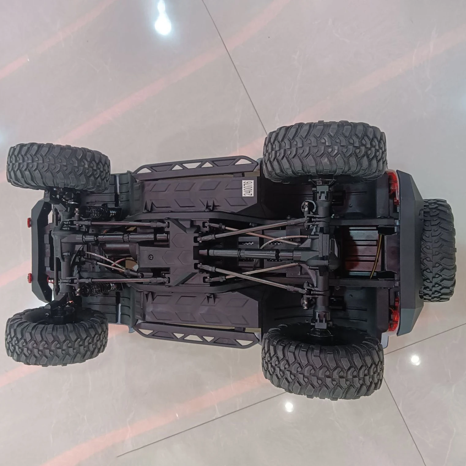 HB R1011 New Upgraded Wrangler 1/10 4WD RTR RC Electric with capstan Differential Lock Climbing Off-Road Vehicle Model Adult toy 6