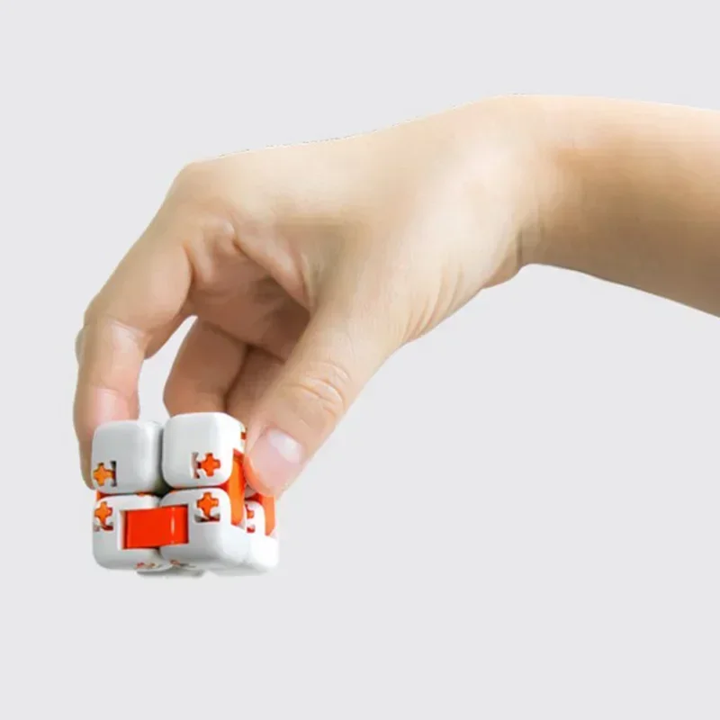 Xiaomi Mitu Color Spinner, Mattoncini per Dita, Giocattoli Intelligenti Infinity, Cubi Magici Anti-Stress e Anti-Ansia - immagine 6