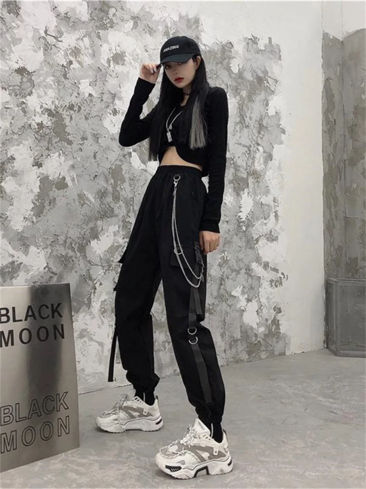 QWEEK Punk Cargo Pants Women Joggers Hippie Chain Pockets Loose Black  Capris Baggy Harajuku Streetwear Oversize Trousers Hip Hop