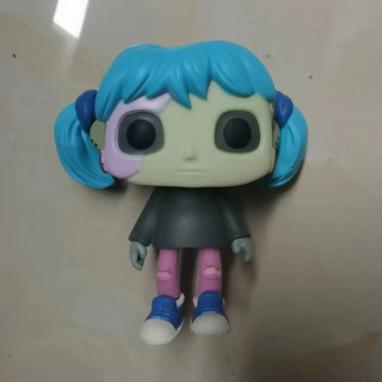 

Anime Sally Face Vinyl Model Figure Christmas Gift for Children 10cm