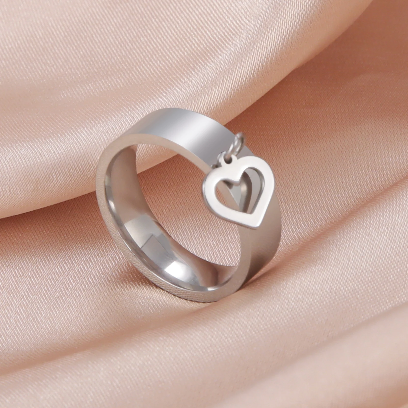 Stainless Steel Circular Heart Pendant Couple Ring Gift_voghion.com