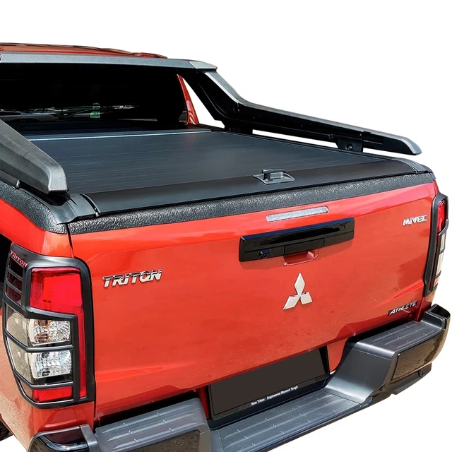 格安！送料込　三菱トライトンテールゲート上部プロテクター　艶あり黒 格安！送料込 三菱トライトンテールゲート上部プロテクター 艶