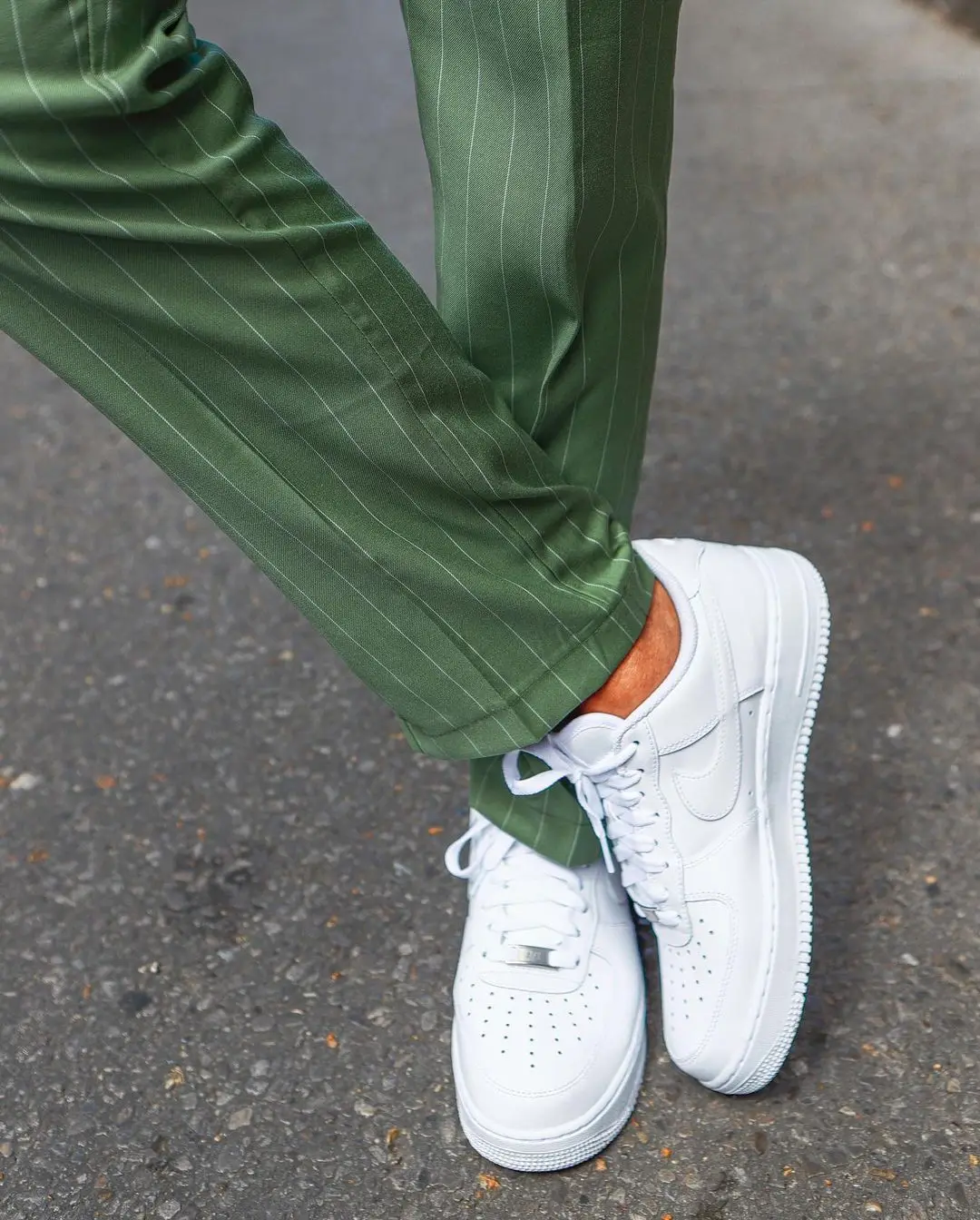 Men Suit Tailor-Made 2 Pieces Green Pinstripe One Button Causal Suit Business Wedding Daily Prom Tailored