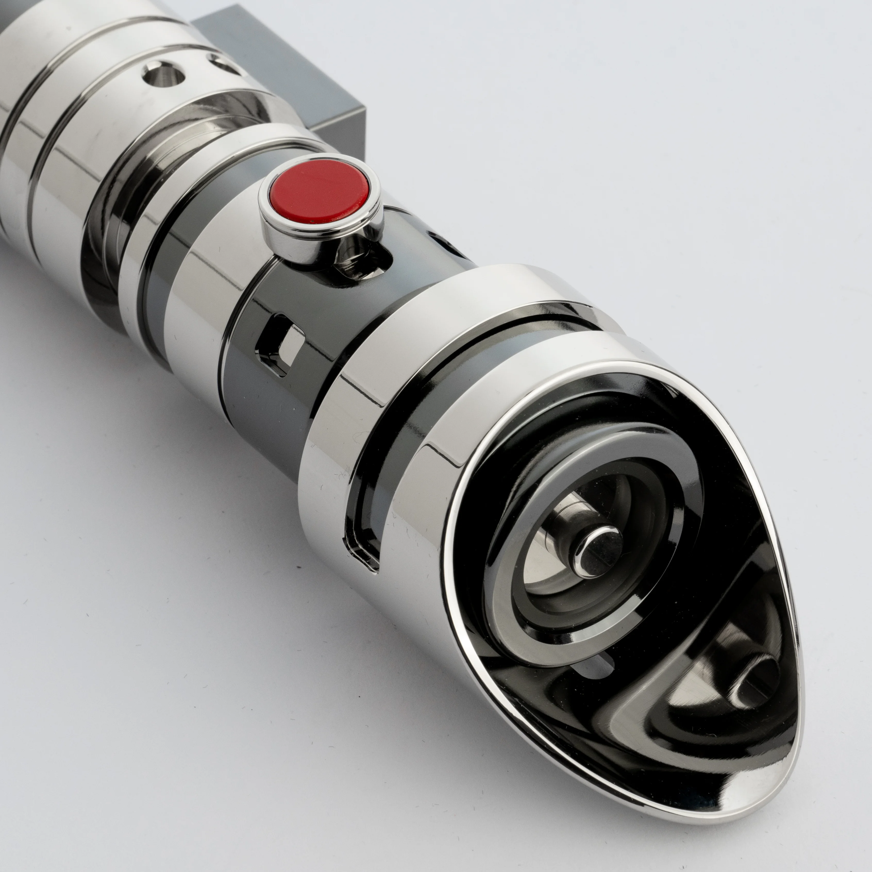 Рисунок 3 - Лазерный меч для косплея Elf Sabers