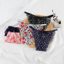 

Sexy Lace-trimmed Thong Light Breathable Invisible T-pants Printed Low Waist Thin Straps Women