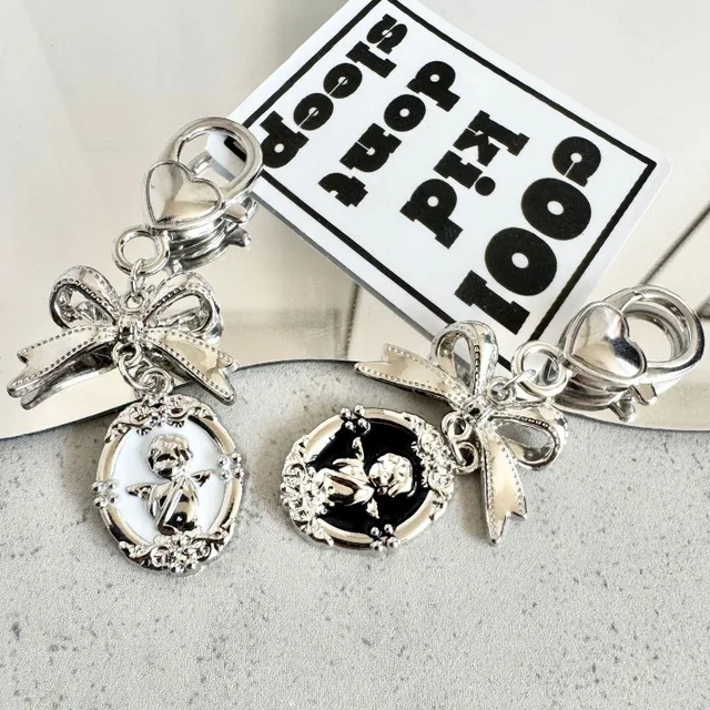 Porte-clés nœud d'ange pour femmes, pendentif de sac en métal Vintage, tendance fille coeur porte-clés voiture porte-clés ami Couple cadeaux 1