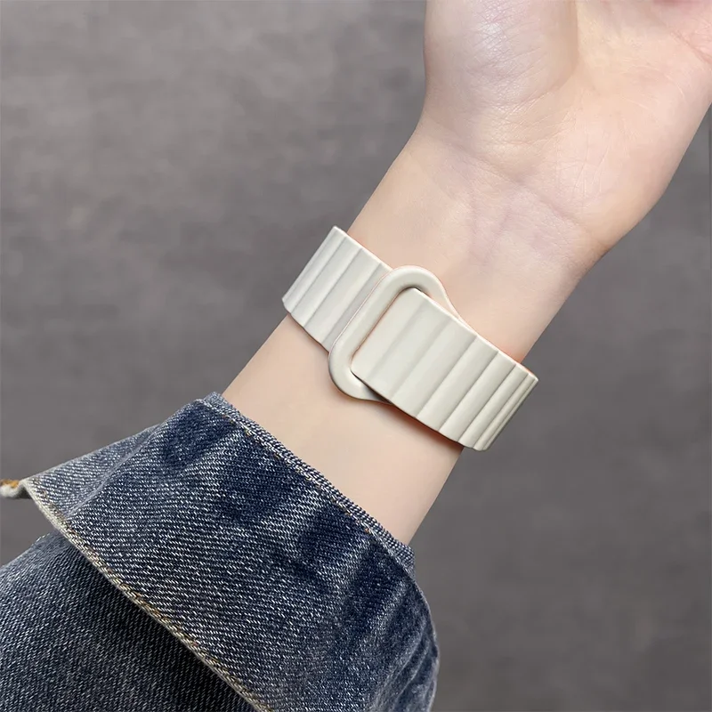 Magnetic Loop Silicone Sport Bracelet