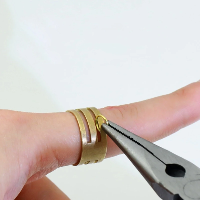 Рисунок 3 - Набор щипцов для ювелирных изделий