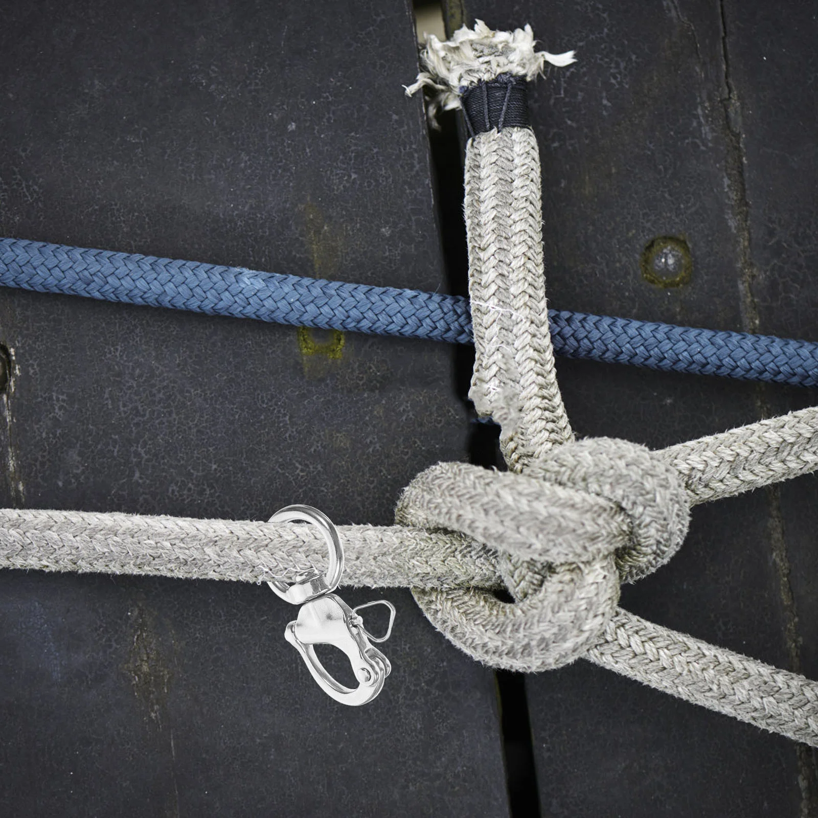 

Spring Shackle Quick Release Hand Drawn Stainless Steel Buckle Belt Outdoor Diving Rigging