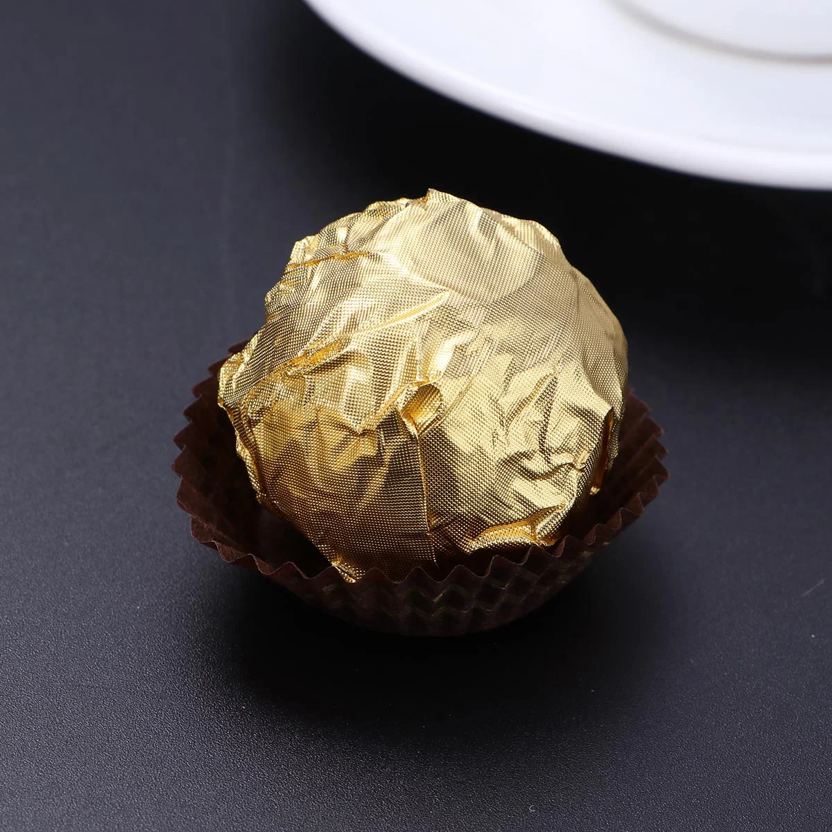 

Food Grade Nontoxic Practical Gold Gift Wrap Storage Paper Aluminum Foil Embossing Paper for Chocolate Candy Sweetmeat