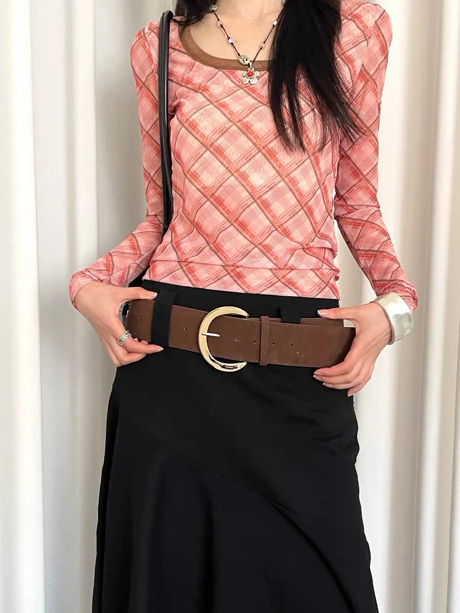 Vintage-Taillenmiedergürtel – minimalistischer breiter Wildledergürtel für Damen, verstellbarer schwarzer Korsettgurt mit Dornschließe für Hosen, Kleider – Detail 2